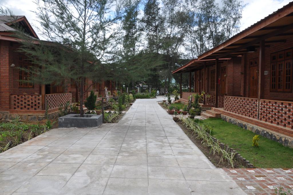 Trinity Family Inn Nyaung Shwe Extérieur photo